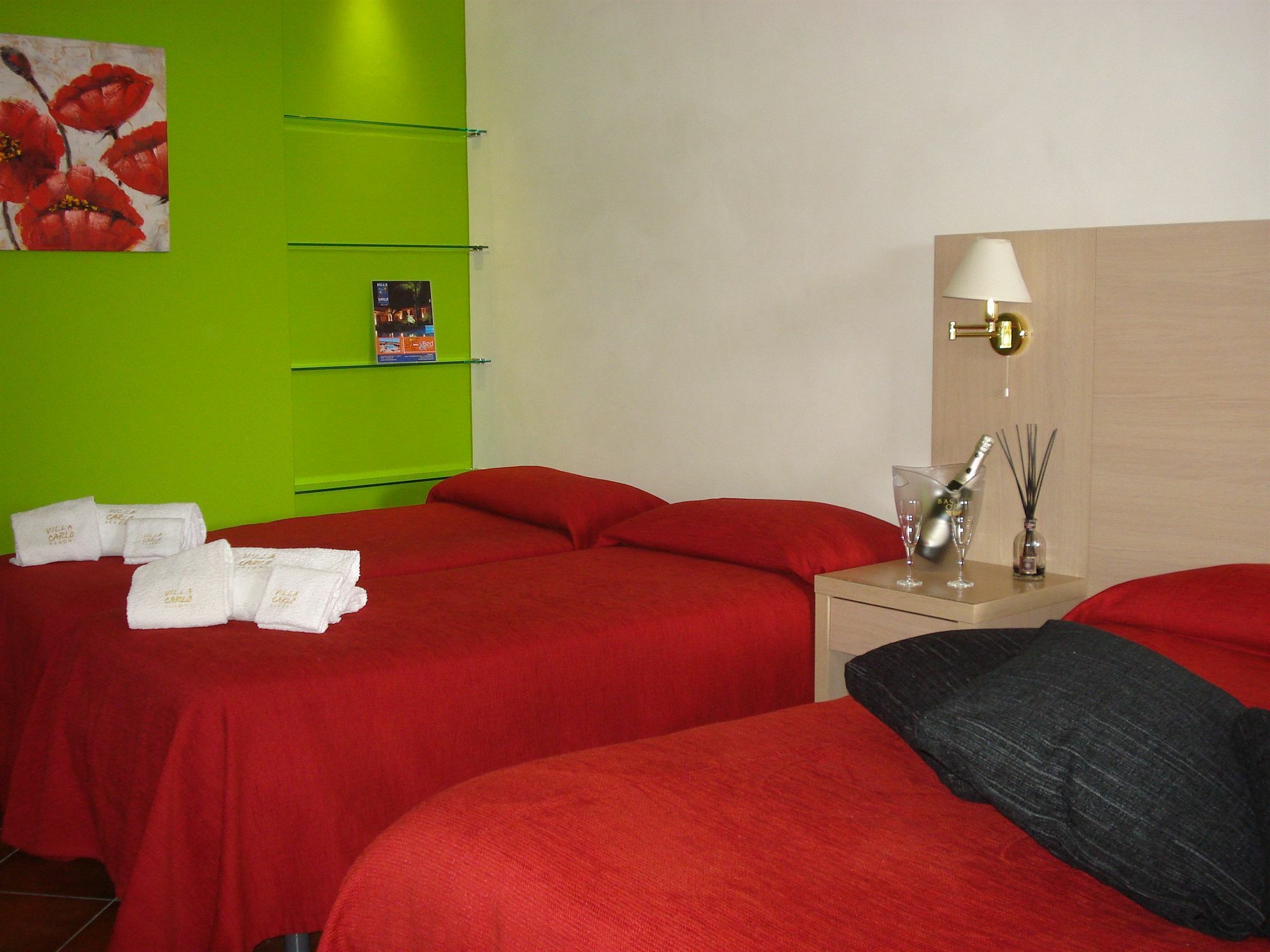 Carlo Hotel 3*